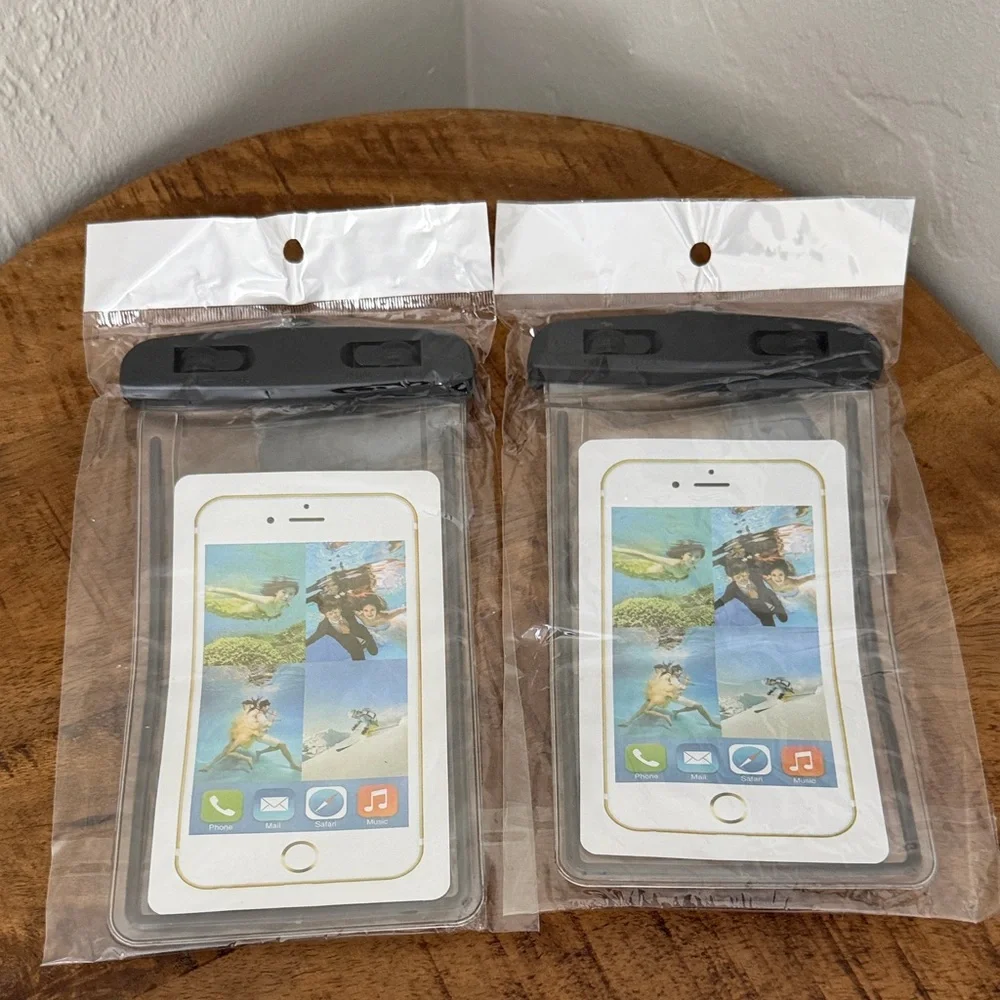 2 Waterproof Phone Pouches - Black